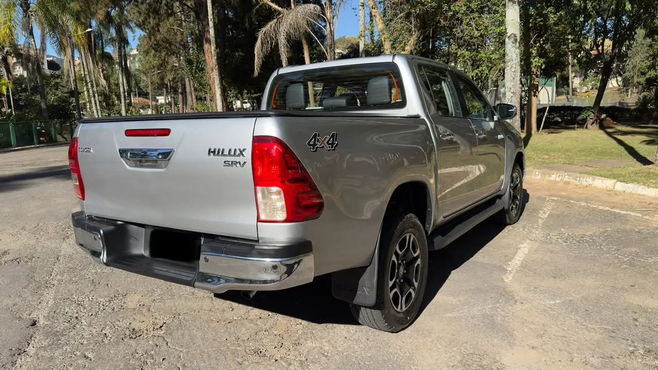 TOYOTA Hilux Caminhonete - Foto