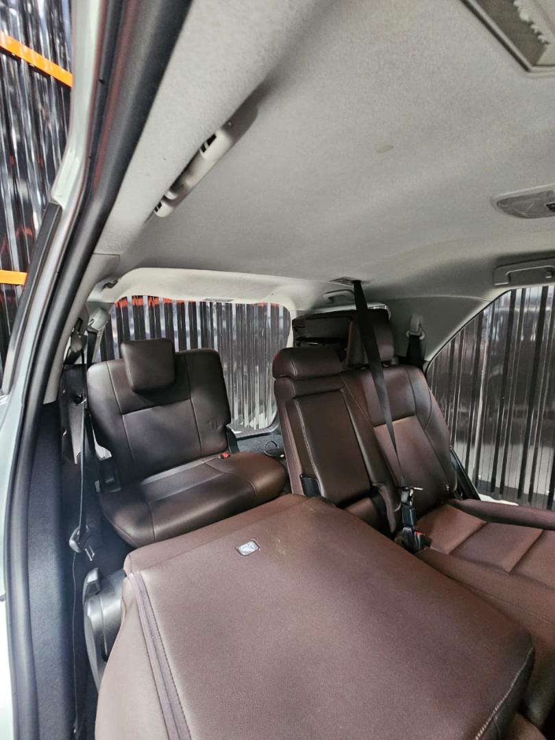 TOYOTA Hilux SW4 - Foto