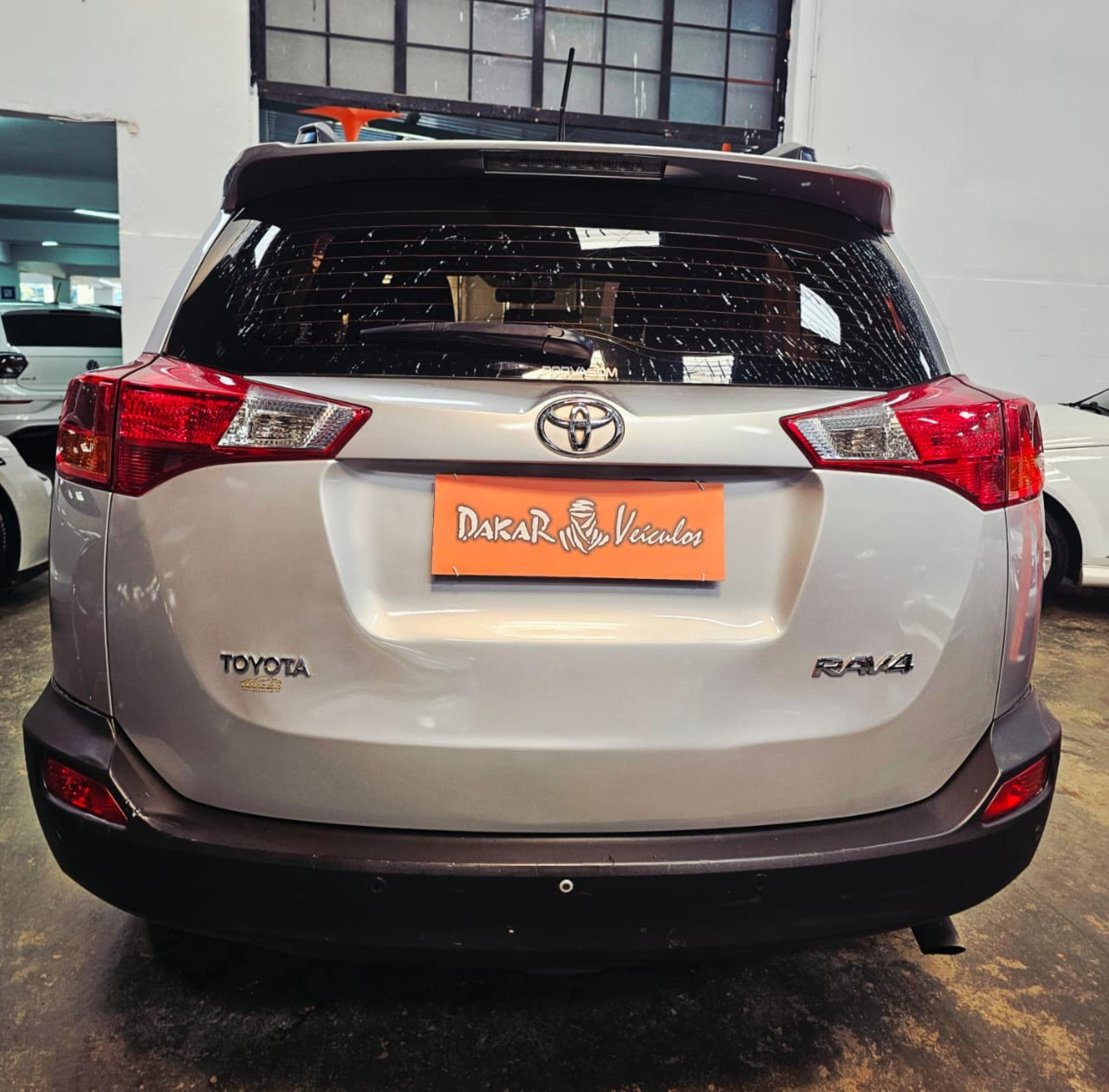 TOYOTA RAV 4 - Foto