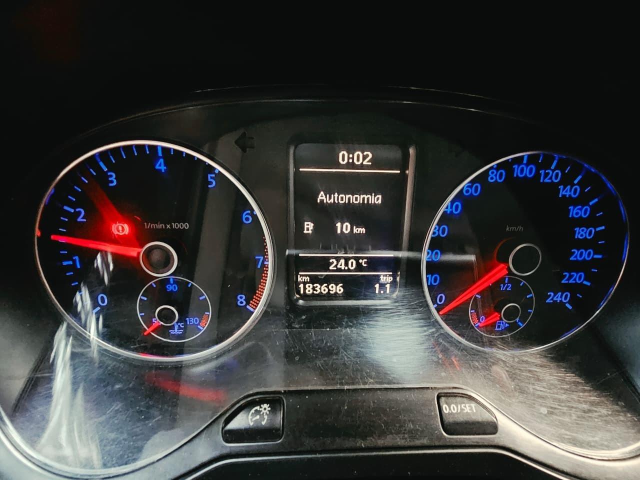 VOLKSWAGEN Crossfox - Foto