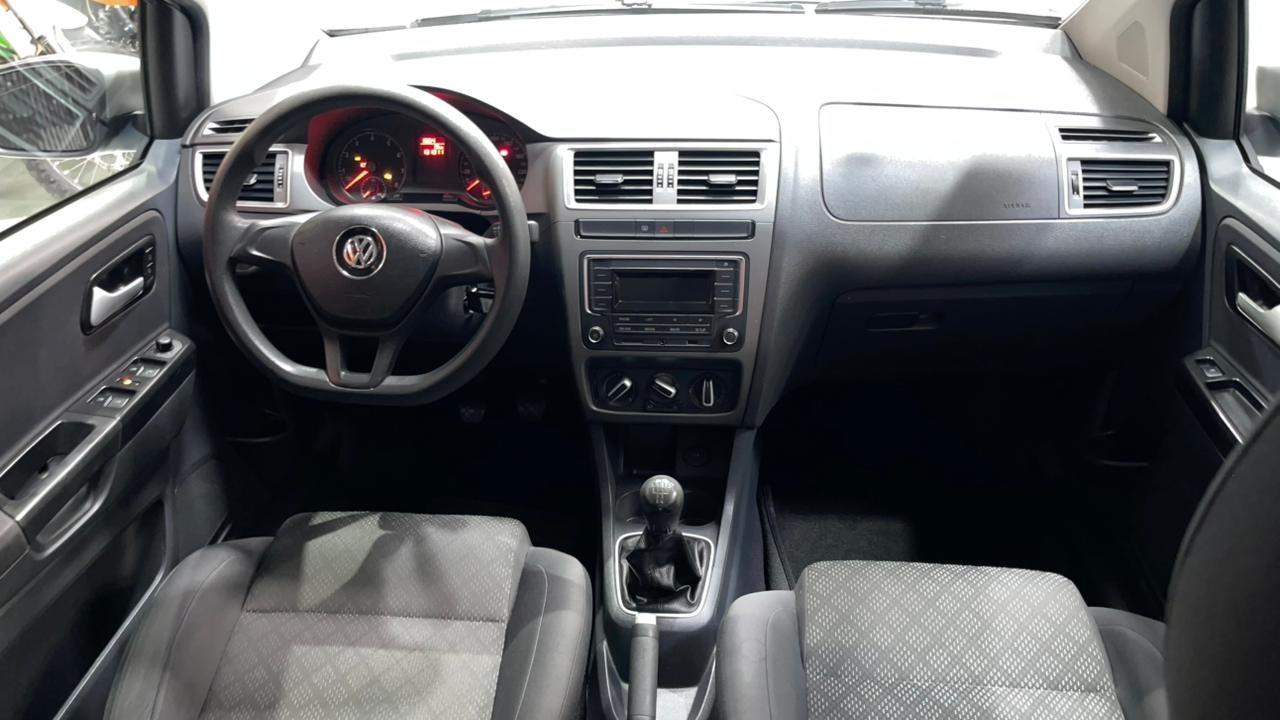 VOLKSWAGEN Fox - Foto