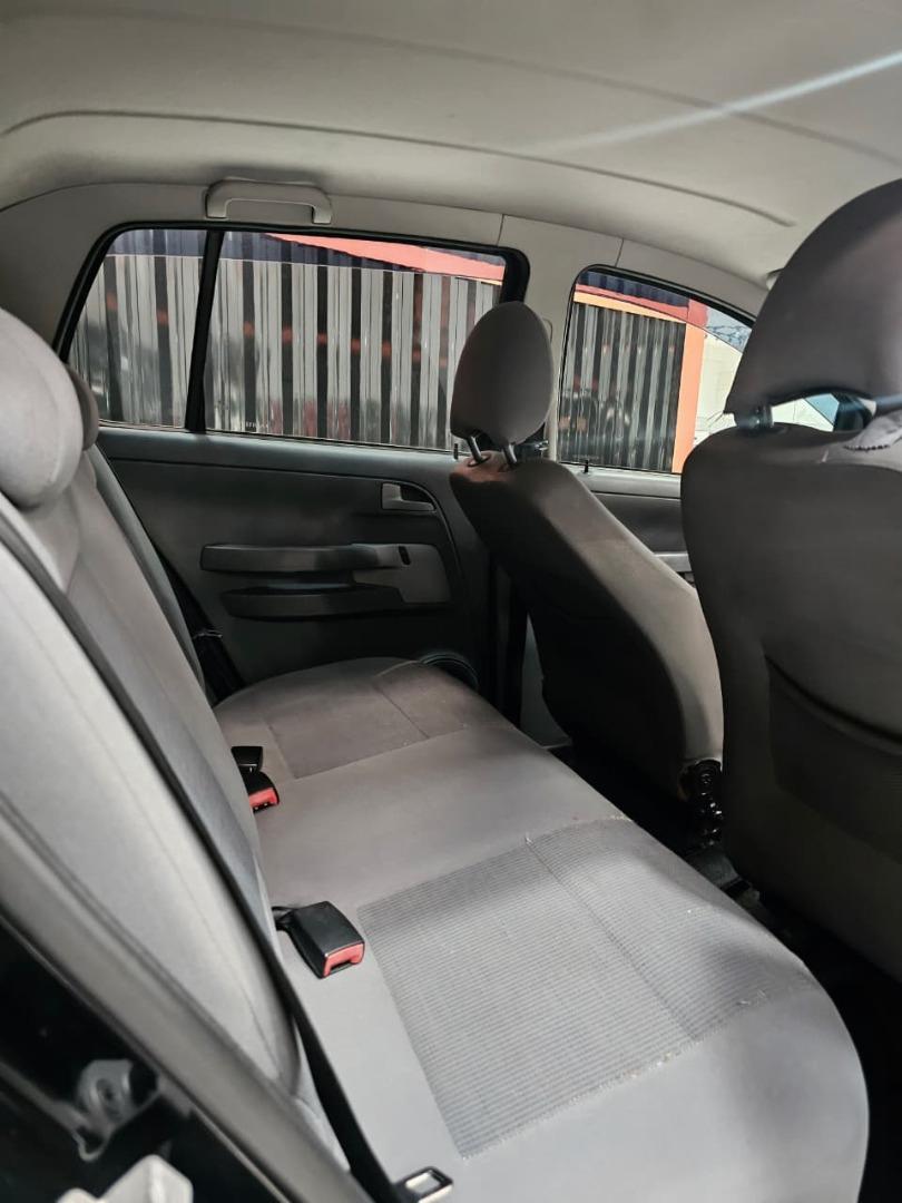 VOLKSWAGEN Fox - Foto