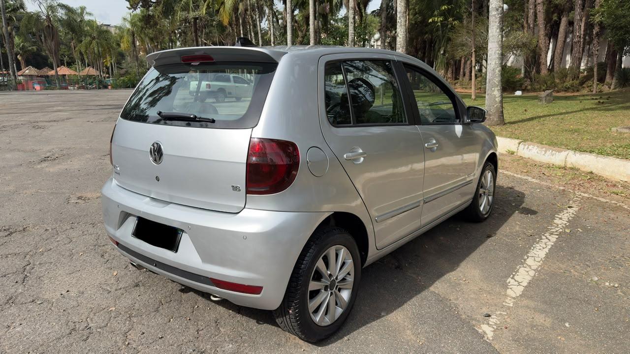 VOLKSWAGEN Fox - Foto