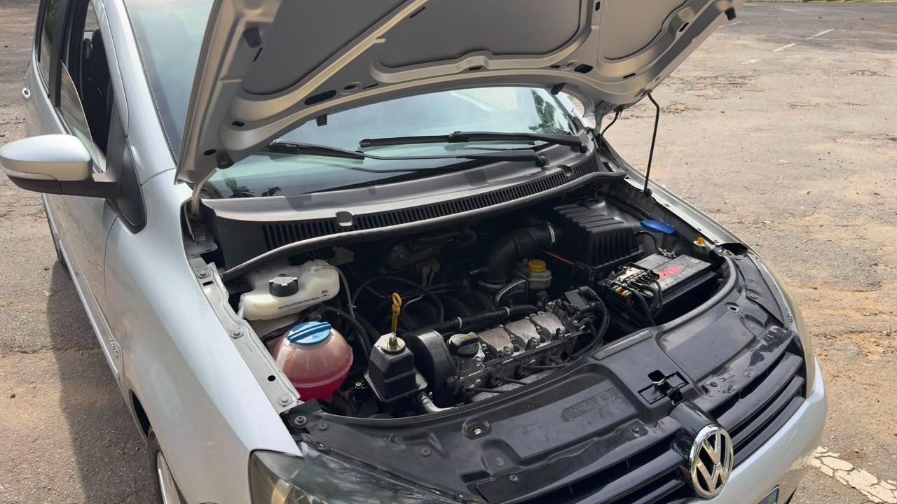 VOLKSWAGEN Fox - Foto