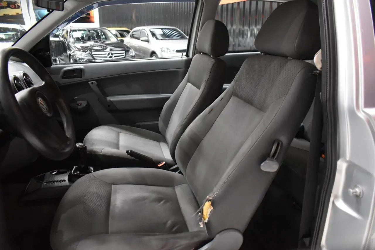 VOLKSWAGEN Gol - Foto