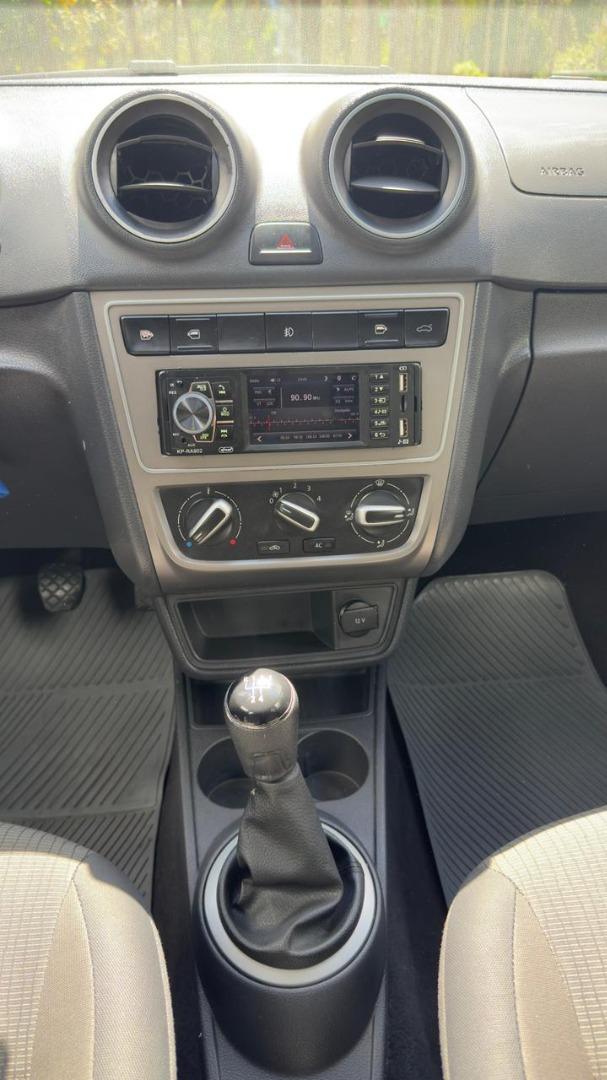 VOLKSWAGEN Gol - Foto