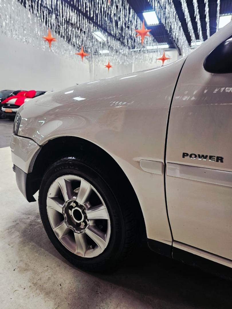 VOLKSWAGEN Gol - Foto