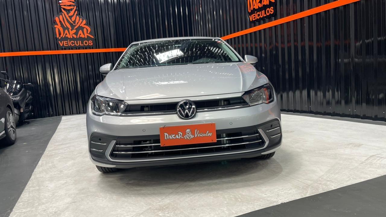 VOLKSWAGEN Polo Hatch - Foto