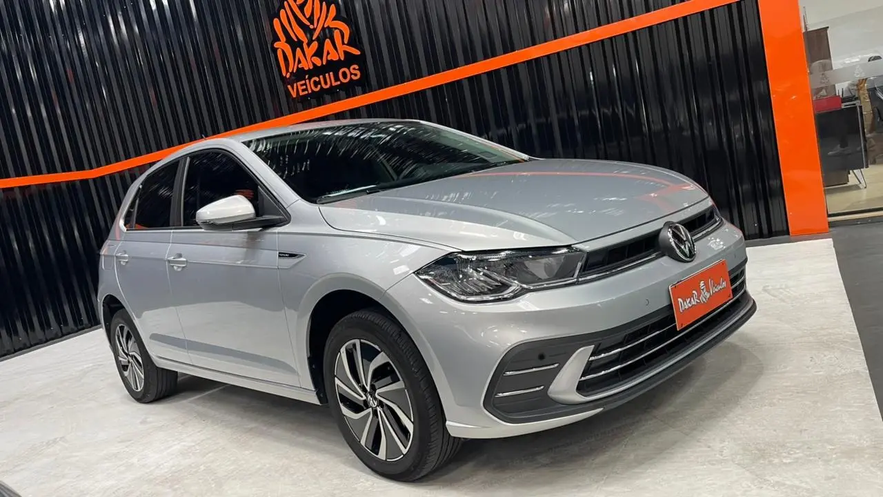 VOLKSWAGEN Polo Hatch - Foto
