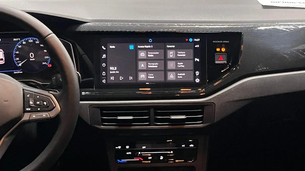 VOLKSWAGEN Polo Hatch - Foto