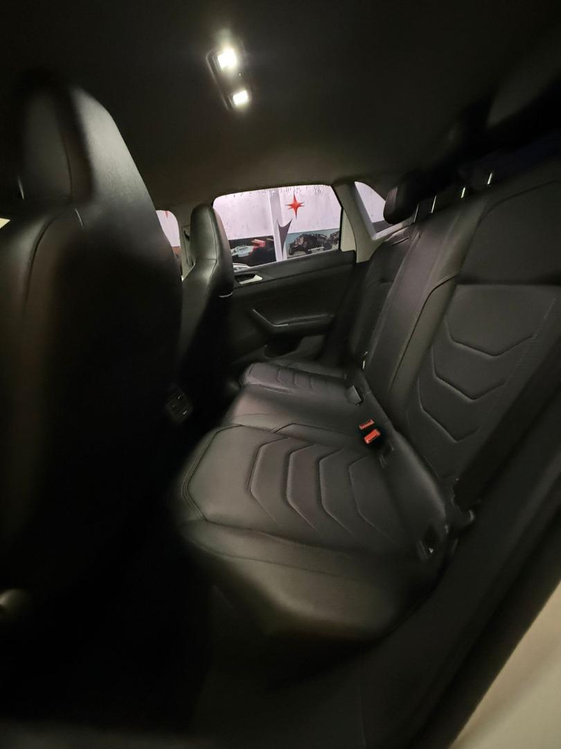 VOLKSWAGEN Polo Hatch - Foto