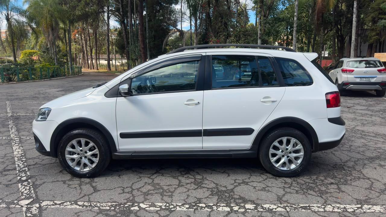 VOLKSWAGEN Space Cross - Foto