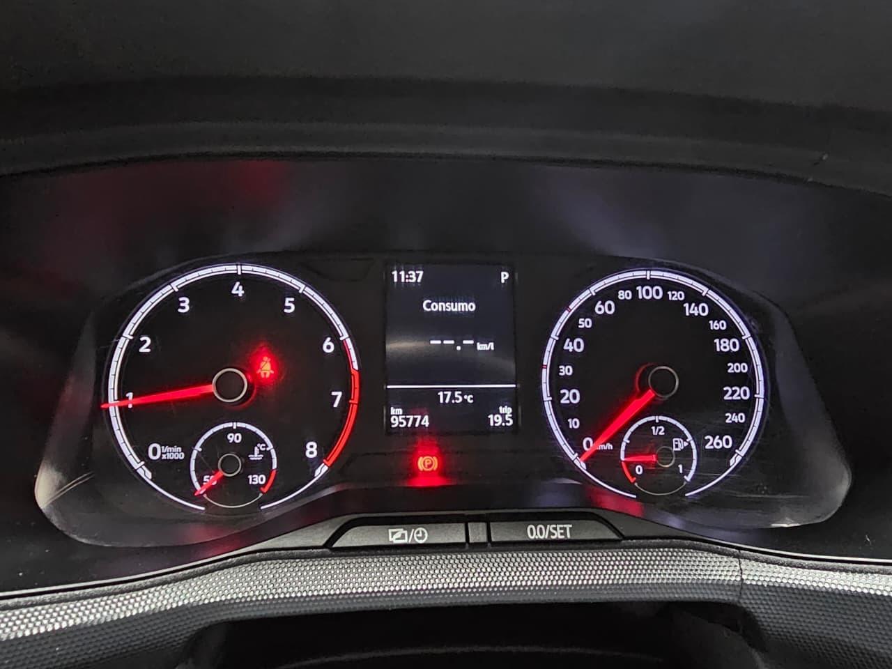 VOLKSWAGEN T-Cross - Foto