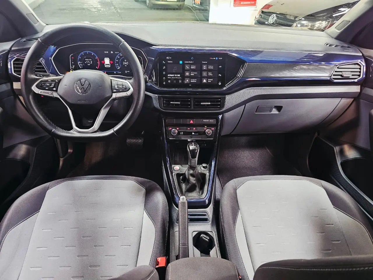 VOLKSWAGEN T-Cross - Foto