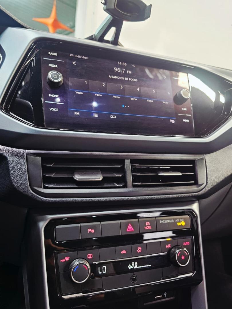 VOLKSWAGEN T-Cross - Foto