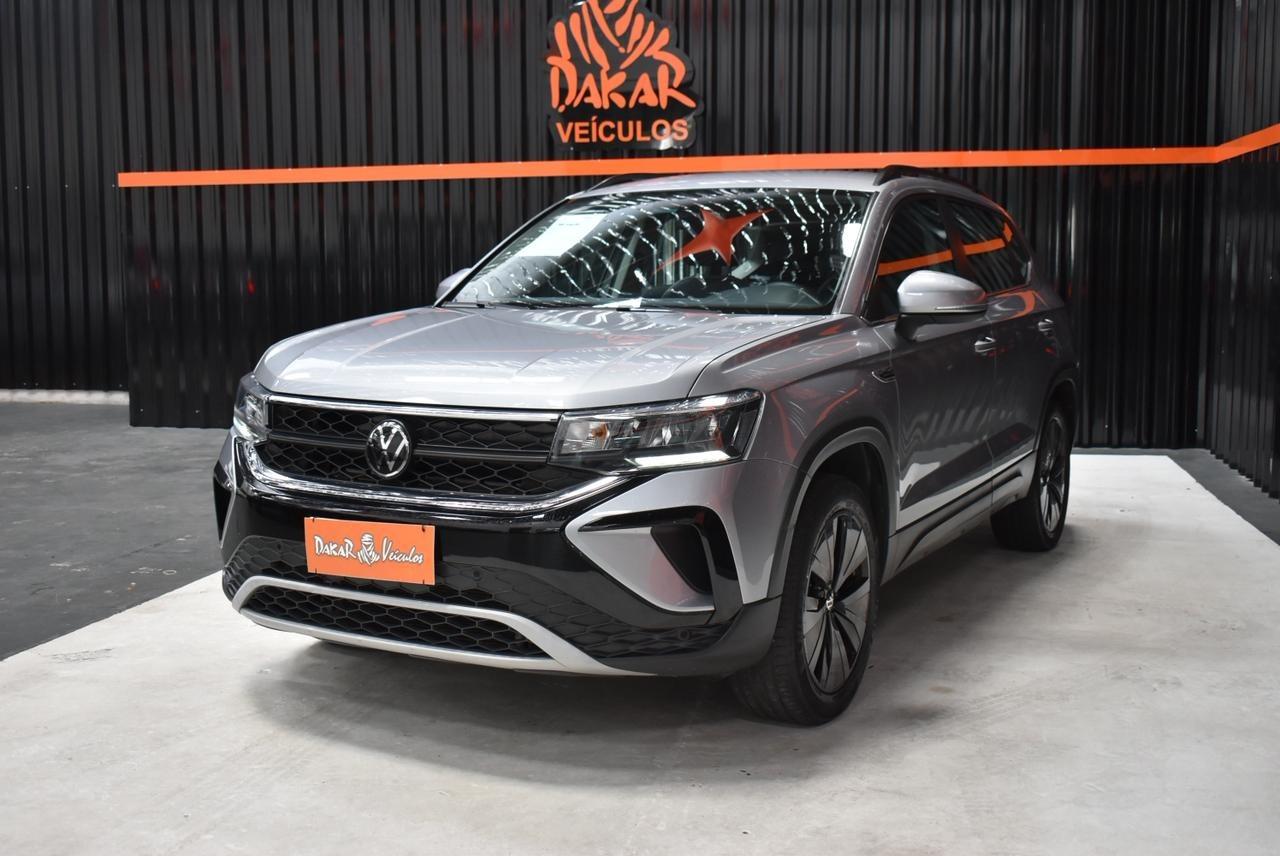 VOLKSWAGEN Taos - Foto
