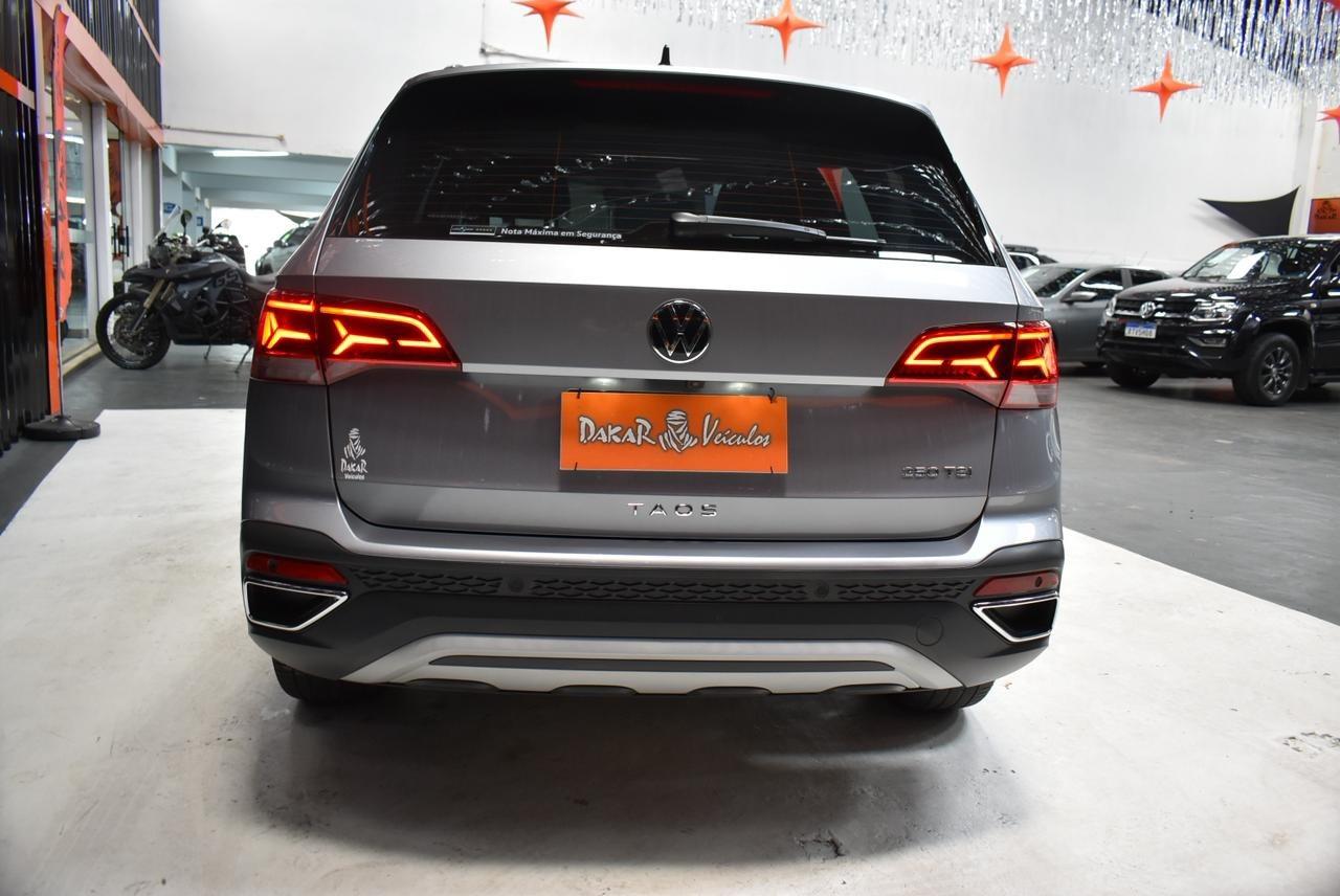VOLKSWAGEN Taos - Foto