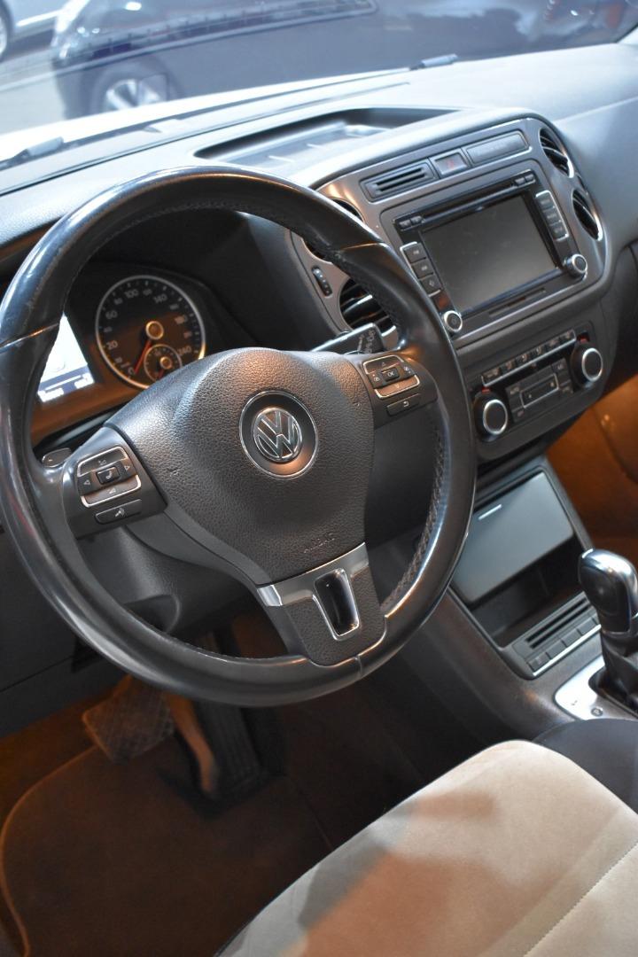 VOLKSWAGEN Tiguan - Foto