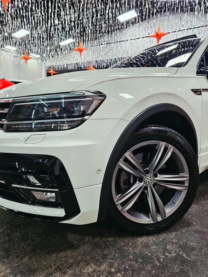 VOLKSWAGEN Tiguan - Foto