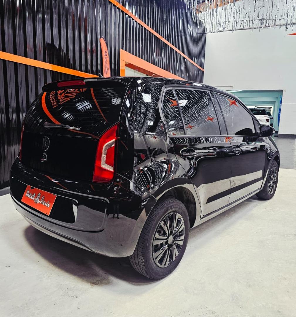VOLKSWAGEN UP - Foto