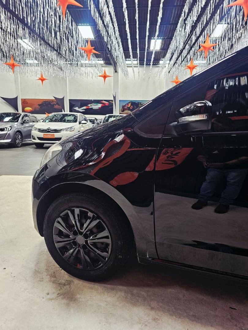 VOLKSWAGEN UP - Foto