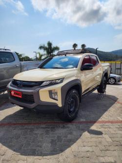 MITSUBISHI L 200 Savana 3.2 16V 4P 4X4 TURBO DIESEL INTECOOLER AUTOMTICO