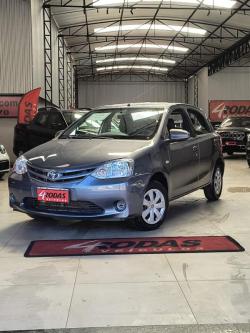 TOYOTA Etios Hatch 1.5 16V 4P FLEX XS