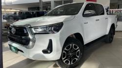 TOYOTA Hilux Caminhonete 2.8 4X4 SR5 CABINE DUPLA TURBO DIESEL