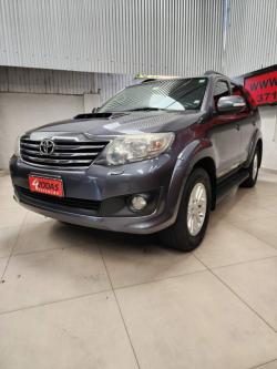 TOYOTA Hilux SW4 3.0 16V 4P SRV 4X4 7 LUGARES TURBO DIESEL AUTOMTICO