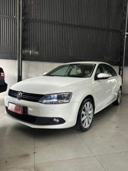 VOLKSWAGEN Jetta 2.0 4P FLEX CONFORTLINE TIPTRONIC AUTOMTICO