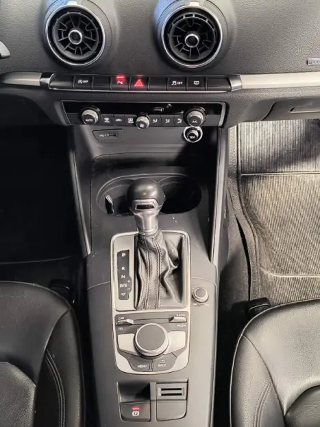 AUDI A3 Sedan 1.4 16V 4P TFSI FLEX AMBIENTE AUTOM�TICO, Foto 8
