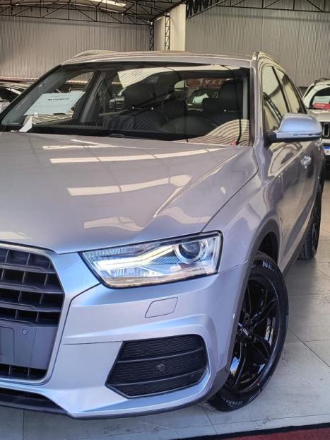 AUDI Q3 1.4 4P FLEX TFSI AMBIENTE S-TRONIC AUTOM�TICO, Foto 6