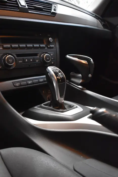 BMW X1 2.0 16V 4P 18I S DRIVE AUTOM�TICO, Foto 9