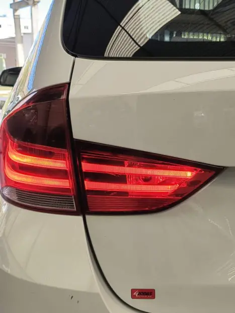 BMW X1 2.0 16V 4P S DRIVE 20I AUTOM�TICO, Foto 8