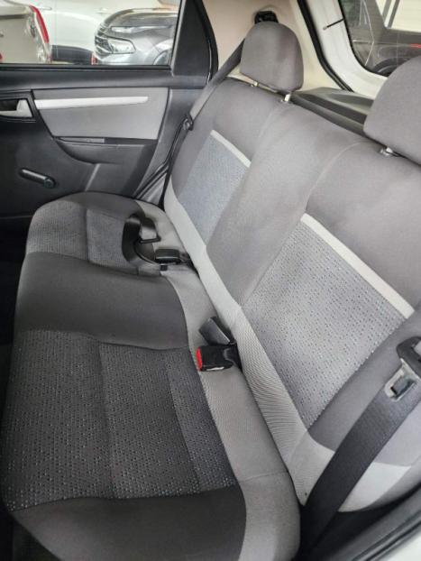 CHEVROLET Celta 1.0 4P LT VHCE FLEX, Foto 4