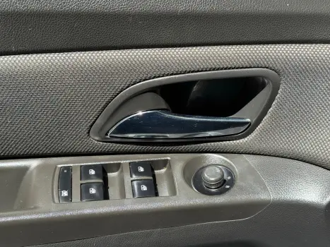 CHEVROLET Cruze Sedan 1.8 16V 4P LT ECOTEC FLEX, Foto 16