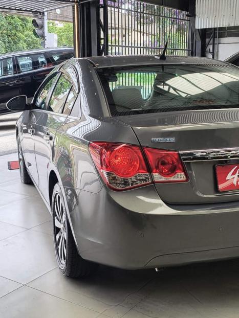 CHEVROLET Cruze Sedan 1.8 16V 4P LTZ ECOTEC FLEX AUTOM�TICO, Foto 10