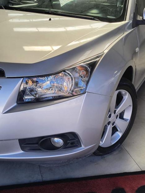 CHEVROLET Cruze Sedan 1.8 16V 4P LT ECOTEC FLEX AUTOM�TICO, Foto 4