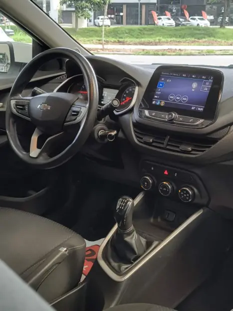 CHEVROLET Onix Hatch 1.0 12V 4P FLEX LT TURBO, Foto 5