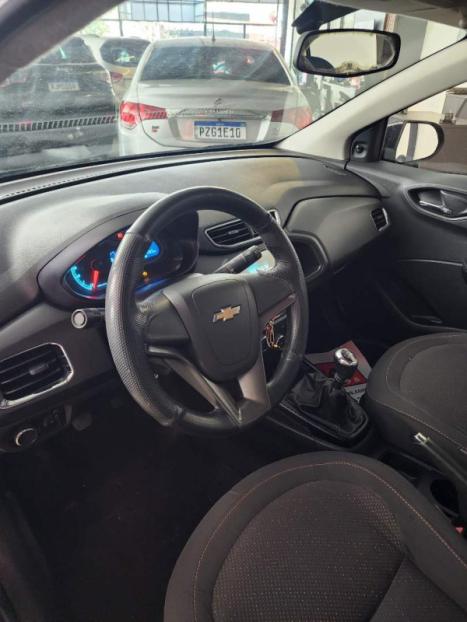 CHEVROLET Onix Hatch 1.4 4P FLEX LT, Foto 2