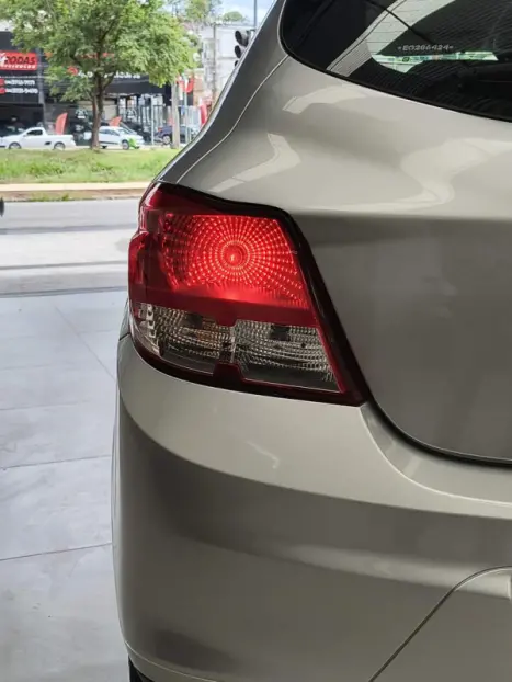 CHEVROLET Onix Hatch 1.0 4P FLEX LT, Foto 6