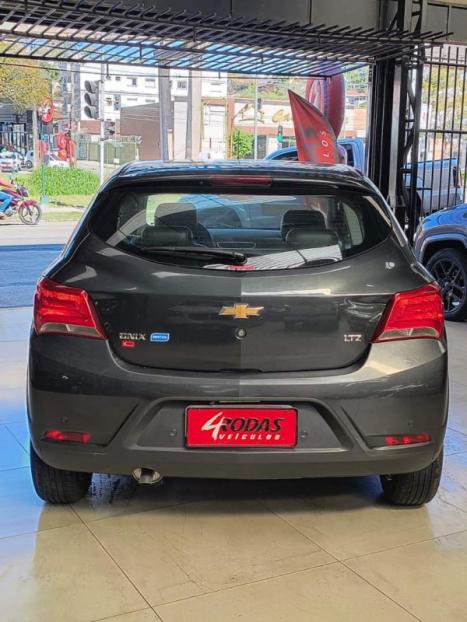 CHEVROLET Onix Hatch 1.4 4P FLEX LTZ AUTOM�TICO, Foto 7