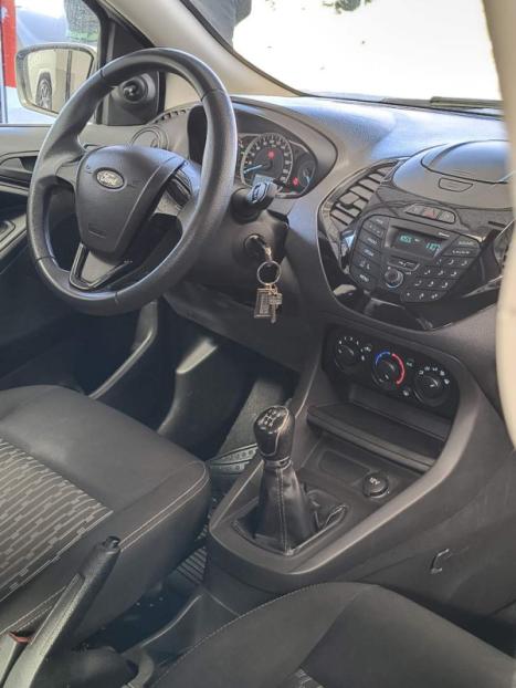 CHEVROLET Onix Hatch 1.4 4P FLEX LT, Foto 9