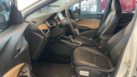 CHEVROLET Onix Hatch 1.0 12V 4P FLEX PLUS PREMIER MIDNIGHT TURBO AUTOM�TICO, Foto 16