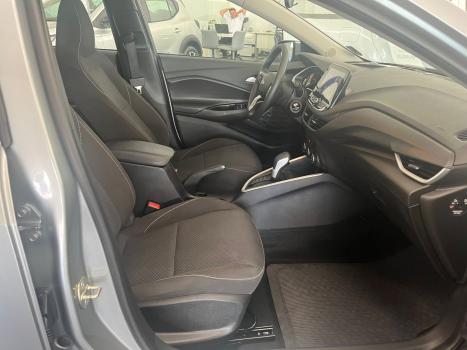 CHEVROLET Onix Hatch 1.0 12V 4P FLEX LT TURBO AUTOM�TICO, Foto 16