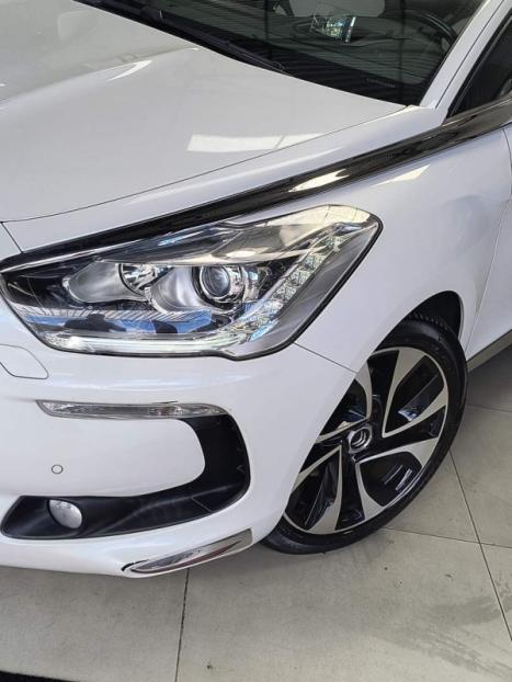 CITROEN DS5 1.6 16V 4P THP TURBO SO CHIC BVA AUTOM�TICO, Foto 4