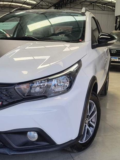 FIAT Argo 1.3 4P FLEX FIREFLY TREKKING AUTOM�TICO CVT, Foto 2