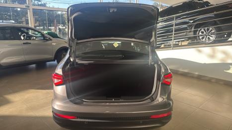 FIAT Cronos 1.3 4P FLEX DRIVE AUTOM�TICO CVT, Foto 9