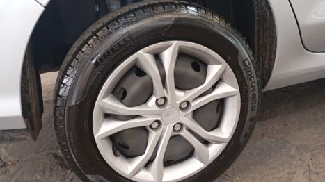 FIAT Cronos 1.3 4P FLEX DRIVE AUTOM�TICO CVT, Foto 3