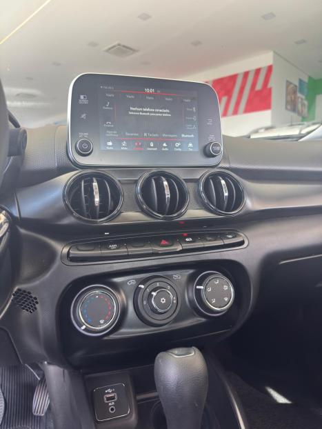 FIAT Cronos 1.3 4P FLEX DRIVE AUTOM�TICO CVT, Foto 17